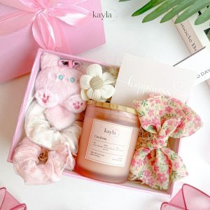 Nến thơm Gardenia màu hồng pastel