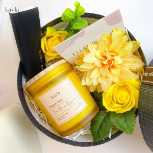 Set quà mang sắc vàng rạng rỡ