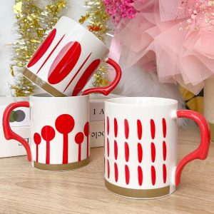 Ly sứ đỏ nổi bật, dễ thương