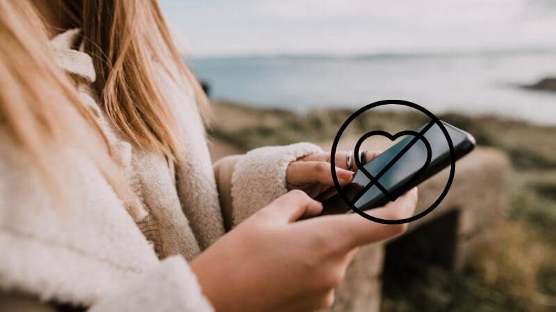 Dấu hiệu cô ấy không có tình cảm qua tin nhắn