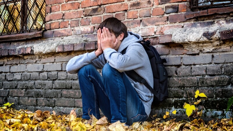 làm gì khi bạn trai gặp chuyện buồn