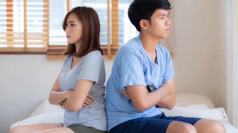 làm gì khi bạn trai giận và im lặng