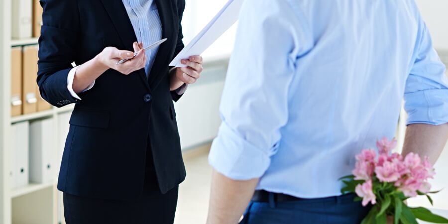 biểu hiện khi con trai yêu đơn phương