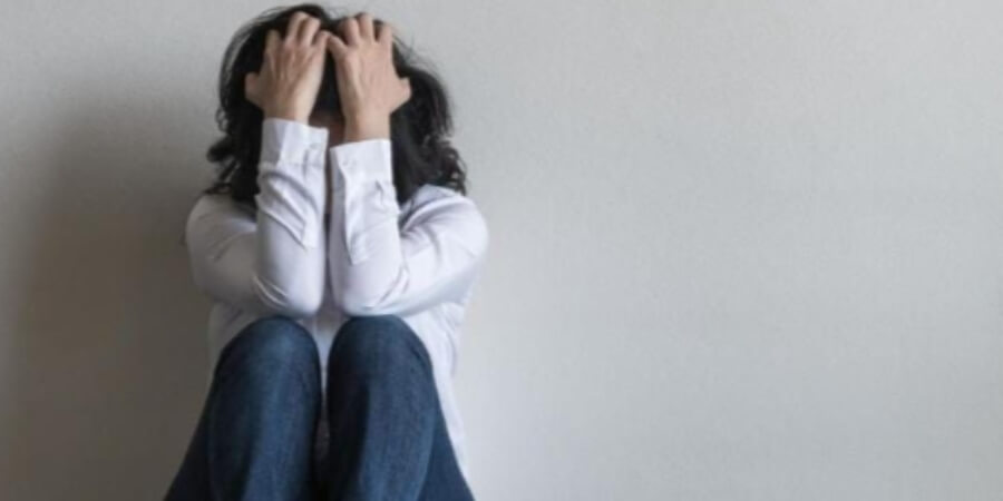 cảm giác của con trai khi con gái khóc