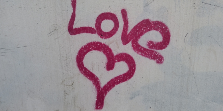 khi con trai thích thầm