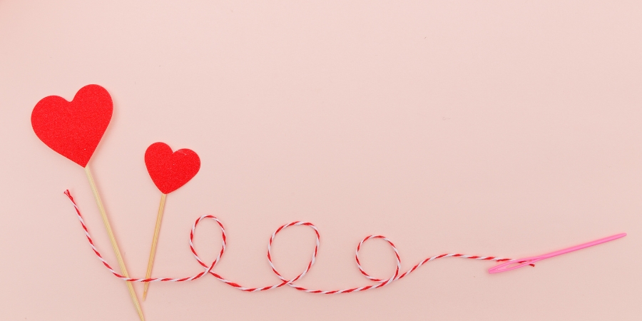 biểu hiện con gái khi yêu