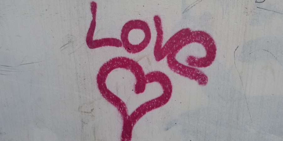 con gái chảnh khi yêu