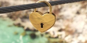 khi yêu con gái có nên nhắn tin trước