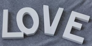 khi con gái hết yêu nên làm gì