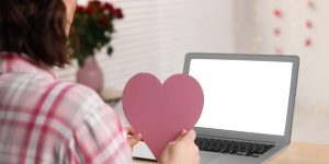 khiến chàng sợ mất bạn khi yêu xa