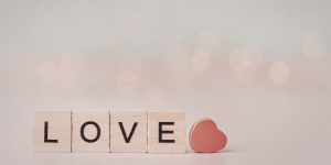 yêu bao lâu thì cho bạn trai hôn