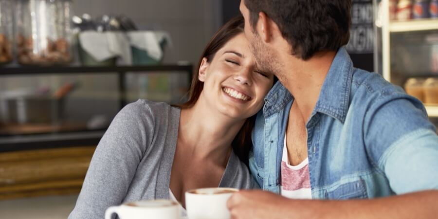 có nên đến nhà bạn trai thường xuyên