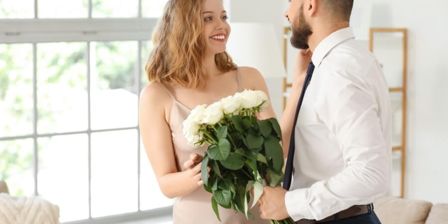 có nên nhắc đến người yêu cũ của bạn trai