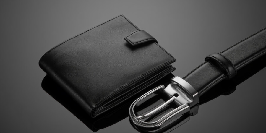 có nên tặng ví cho bạn trai​