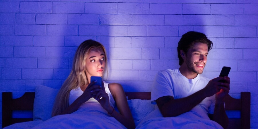 có nên tha thứ cho bạn trai phản bội​